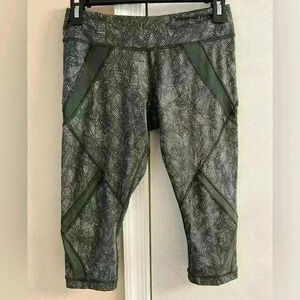 Lululemon cool to street mesh detail cropped leggings   Sz 6